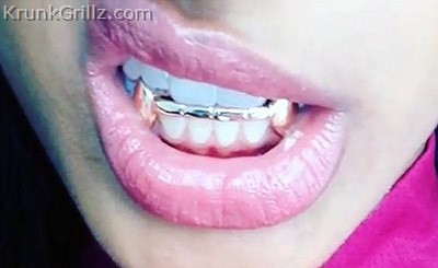 Polished Strip Fangs 6 Teeth Grillz Grillz