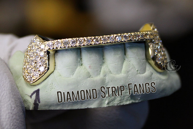 Diamond Strip Fangs 6 Teeth Grillz